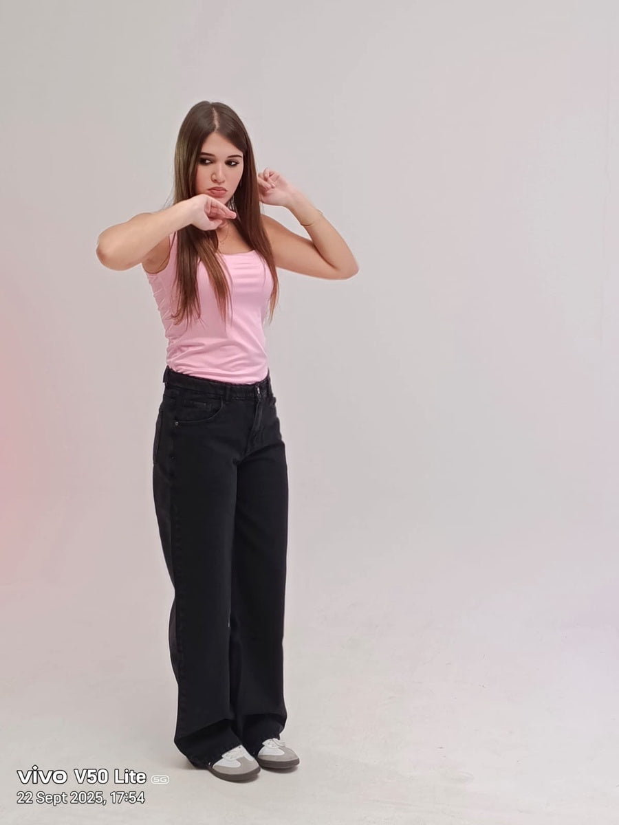 Velora Classic Black Straight Jeans