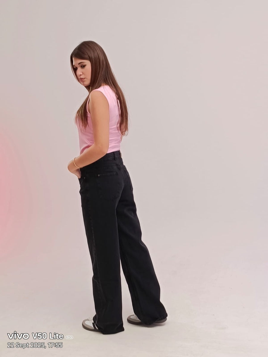Velora Classic Black Straight Jeans