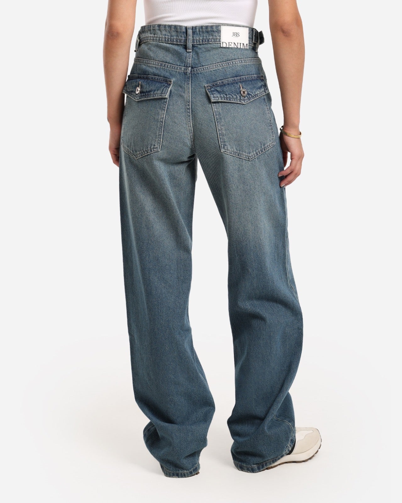 Flap dirty blue jeans